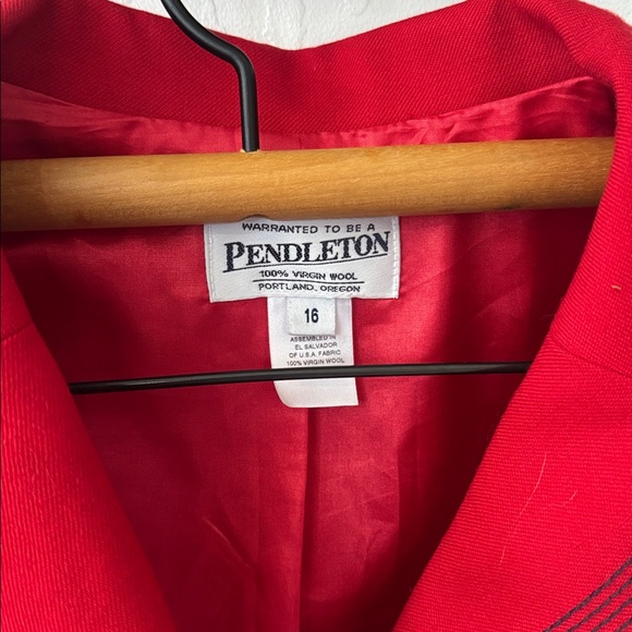 Pendleton Red 100% Wool Blazer Jacket 16 Button Up Navy Lined Embroidered - Picture 3 of 7